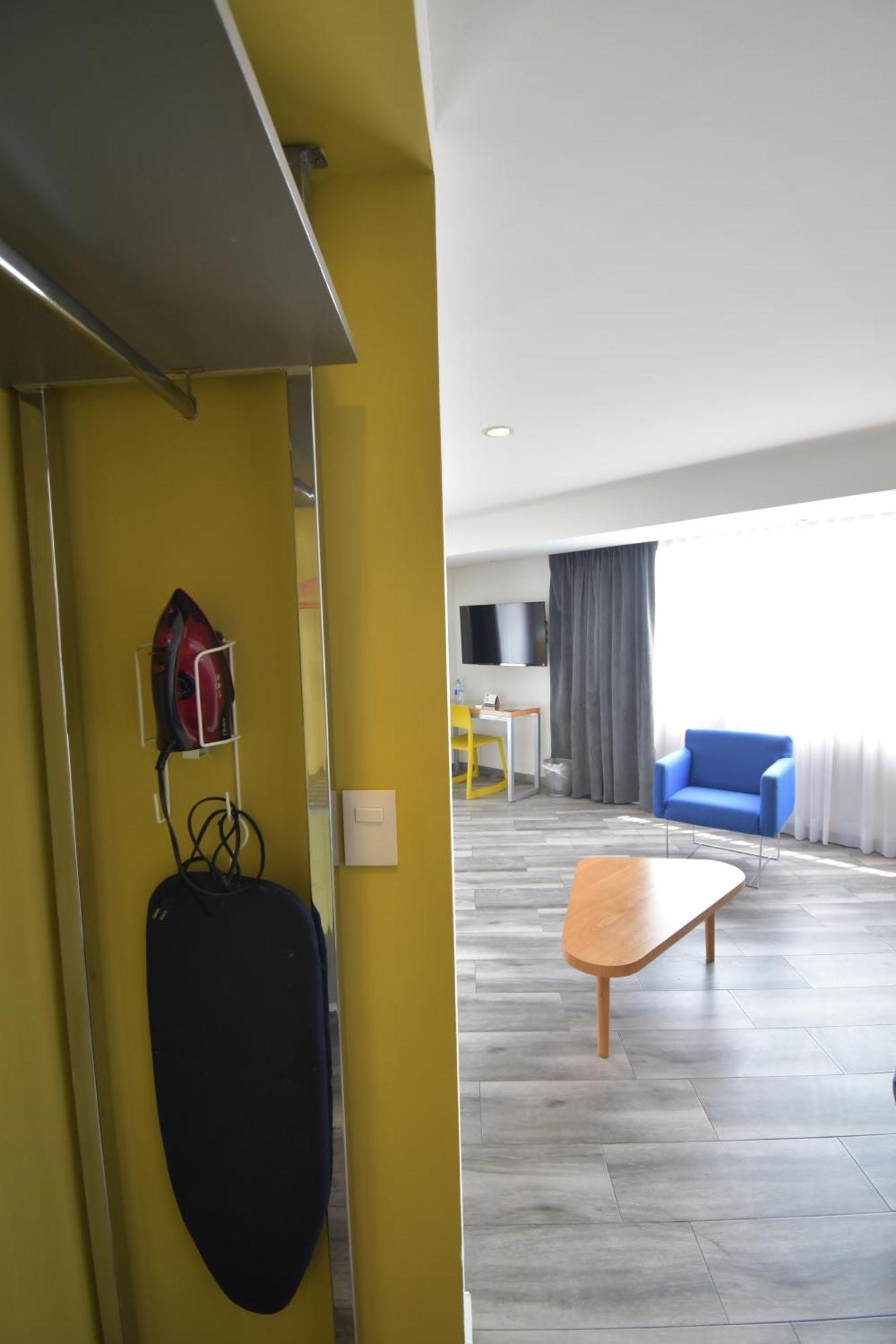 Hotel Perla Central Guadalajara Buitenkant foto